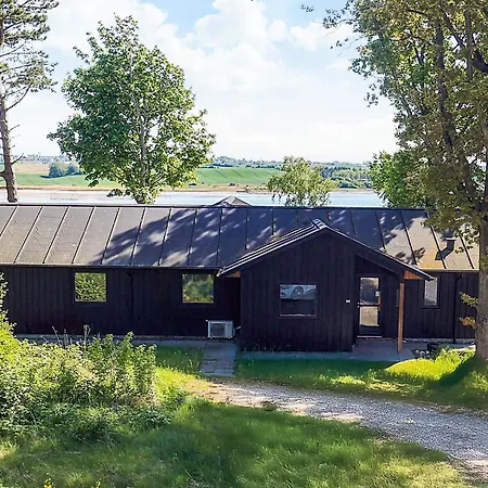 5 Star In Feriehus Millinge